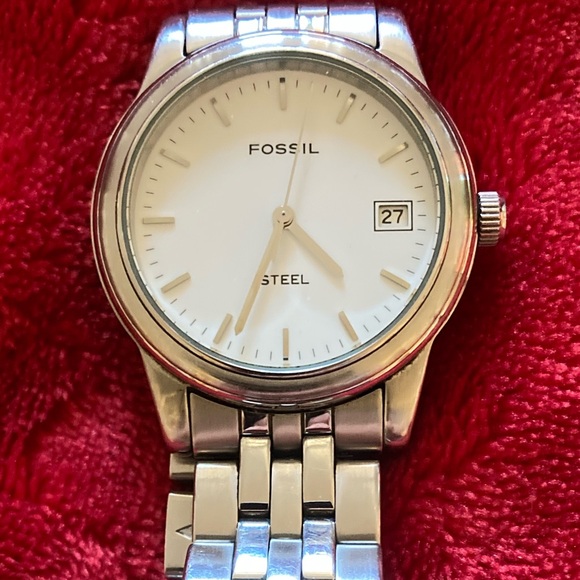 Fossil Other - Vintage Fossil FS-2522 Classic Three-hand timepiece Stainless Steel Collection